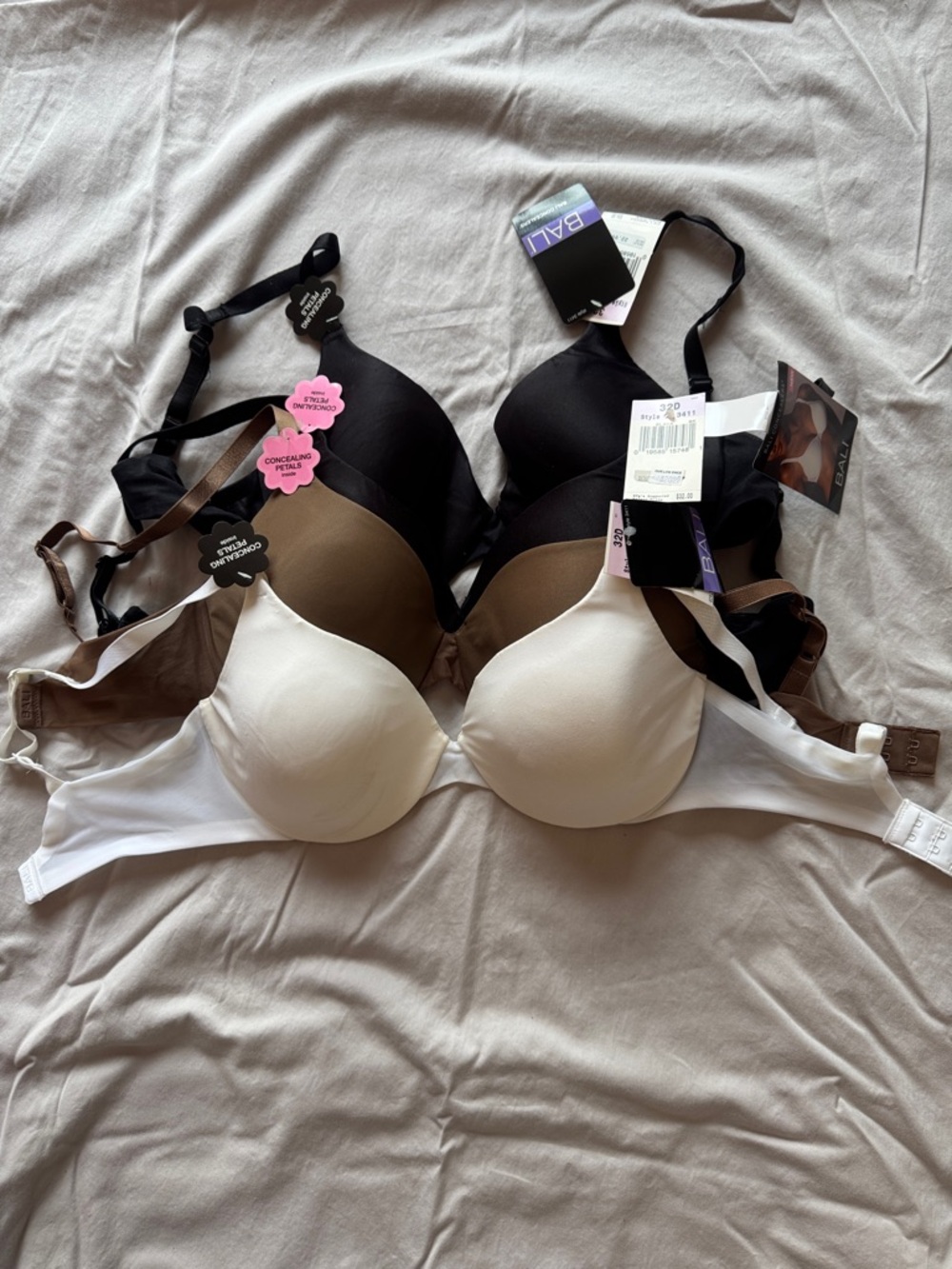 Bali Smooth T-Shirt Bra Trio - Black, Brown, White